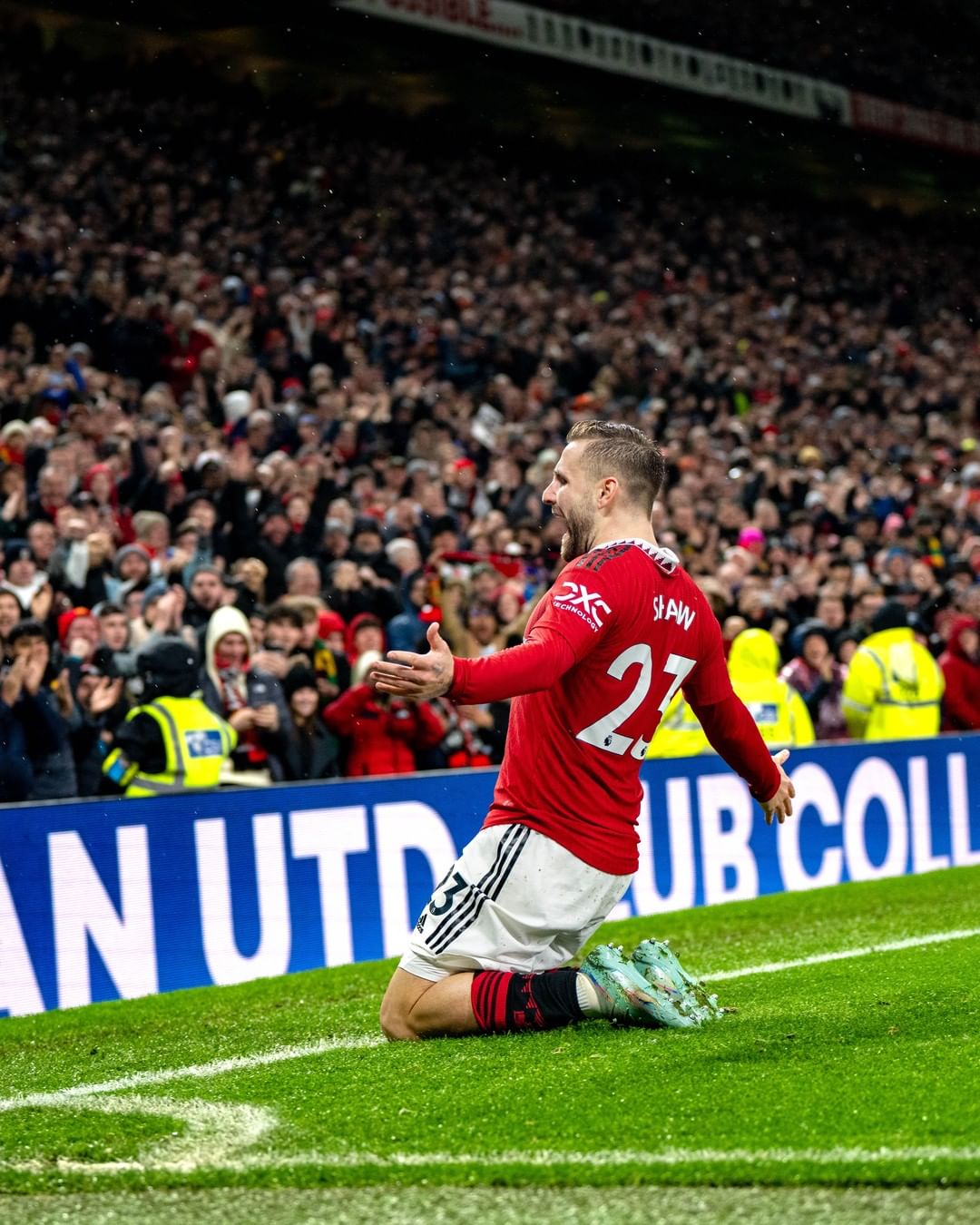United move joint third as they beat Bournemouth 3-0