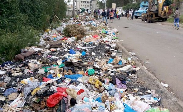 NAIROBI COUNTY PROHIBITS SPITTING AND LITTERING.